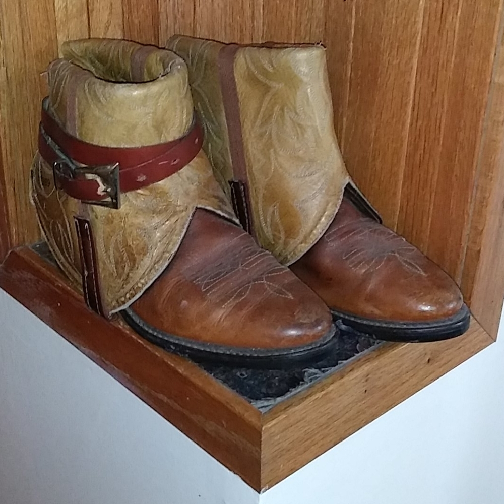 Vibram cowboy cowgirl modified boots